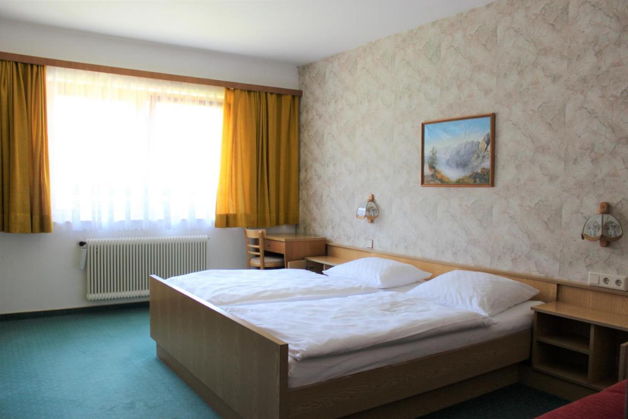 Haus Bergquell Apartment Ramsau am Dachstein Bagian luar foto