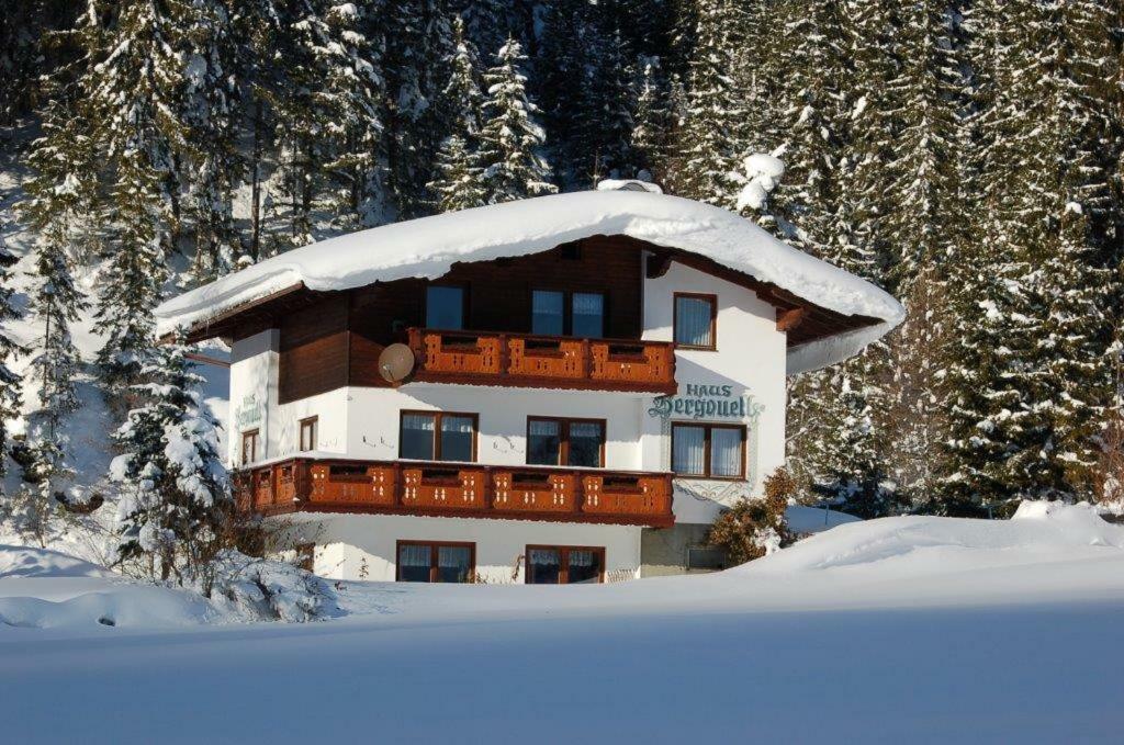 Haus Bergquell Apartment Ramsau am Dachstein Bagian luar foto